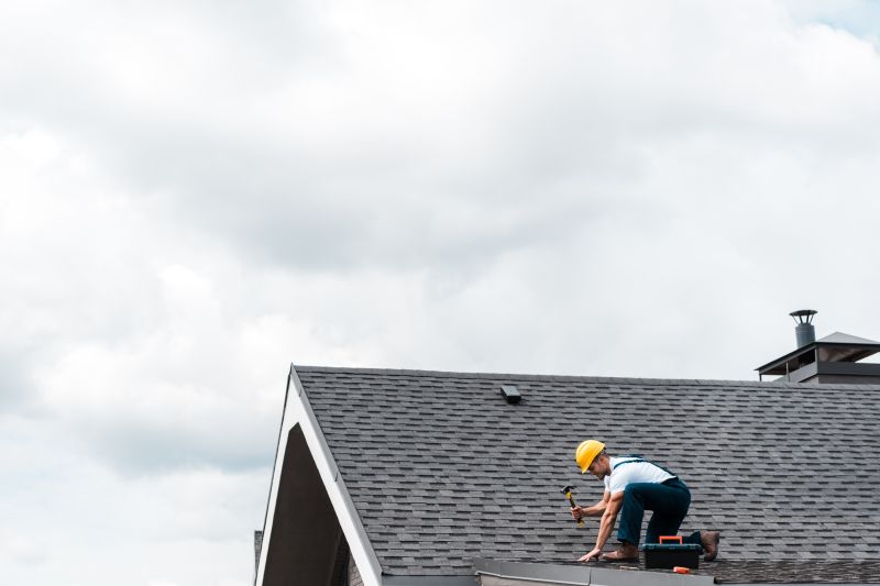 Roofing Companies with Insurance